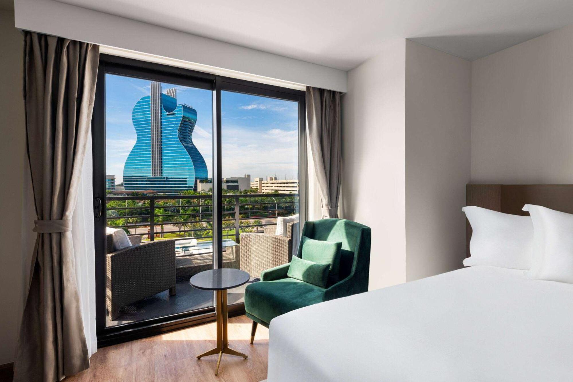 Dolce By Wyndham Hollywood Hotel Exterior foto